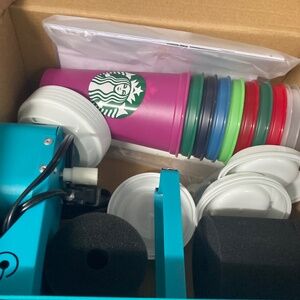 Cup turner for tumblers plus Starbucks cups included